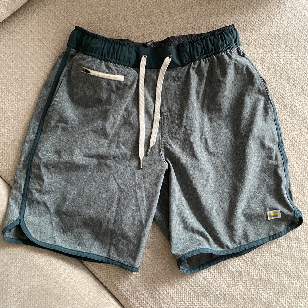 Men’s Vuori Shorts (Turquoise)